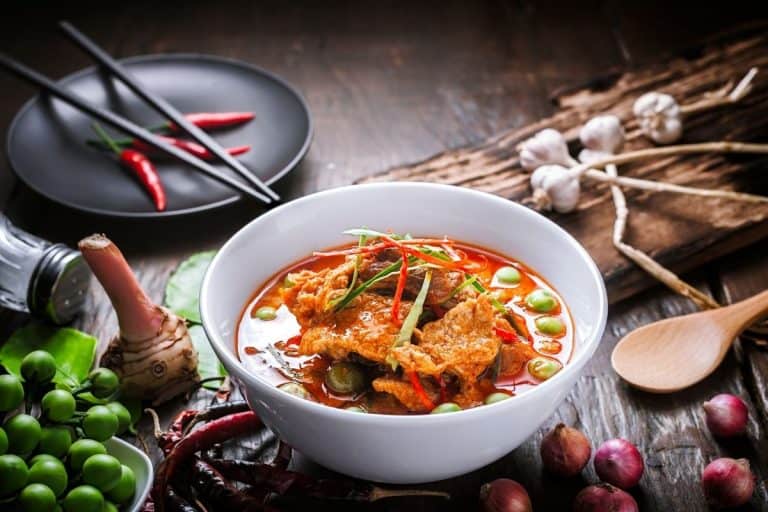 What is Thai Food? Where does it come from & What does it taste like?