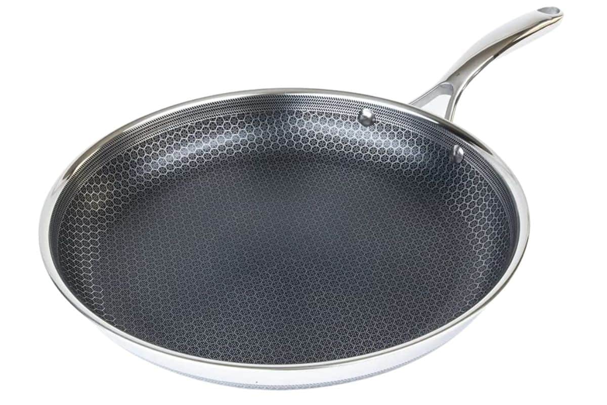 HexClad 12 Inch Hybrid Stainless Steel Frying Pan 1 Why Do Pans & Baking Sheets Warp in the Oven? (Explained!) Kitchen Tools & Accessories