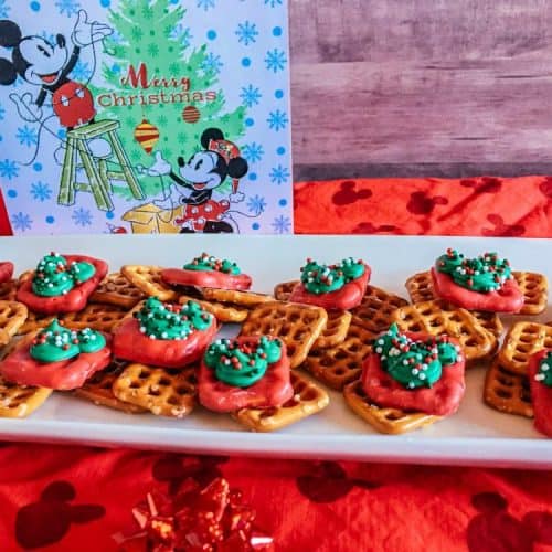 Mickey Mouse Holiday Gift Box Pretzels Recipe