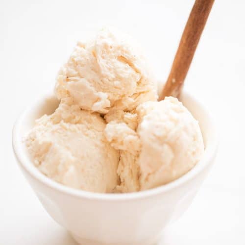 Creamy Eggnog Ice Cream