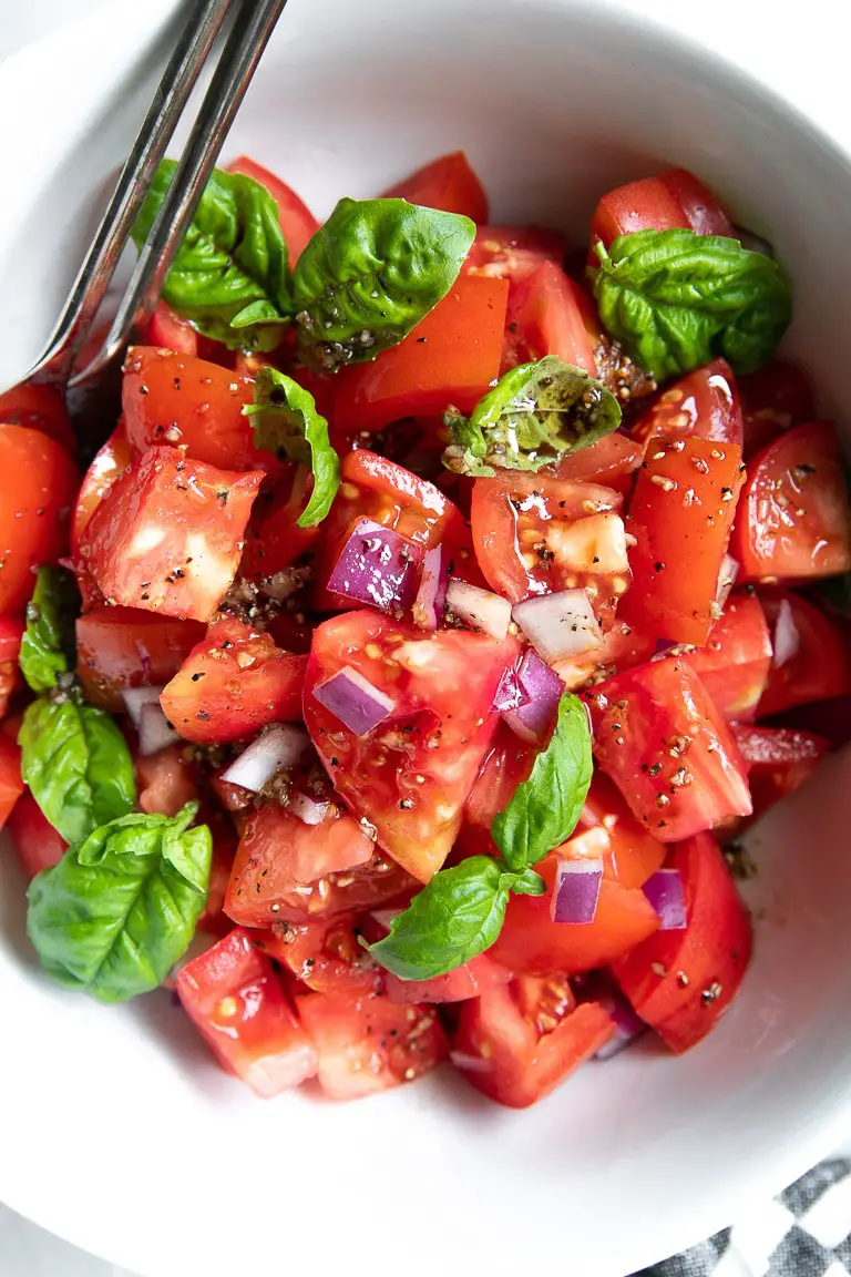 Balsamic Tomato Basil Salad