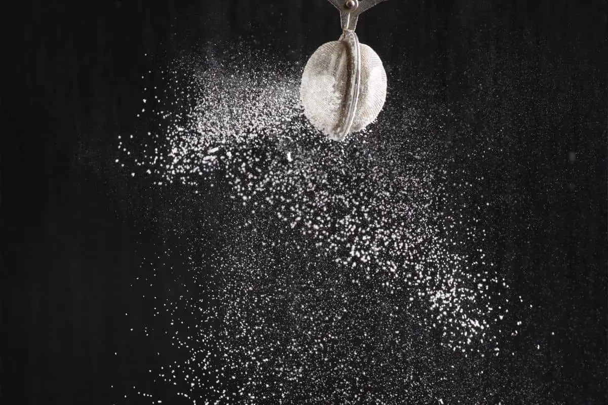 powder sugar sprinkle Does Powder Sugar aka Confectioners Sugar Go Bad? Yes, Yes, it Does! Baking & Sweets powder sugar