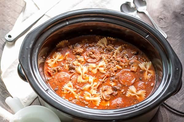 Slow Cooker Pizza and Pasta Soup